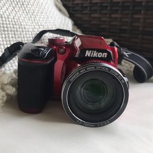 NIKON COOLPIX B500 digital camera